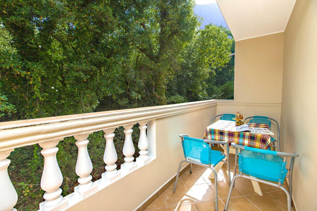 Apartments Villa Popovic Kotor Exterior foto