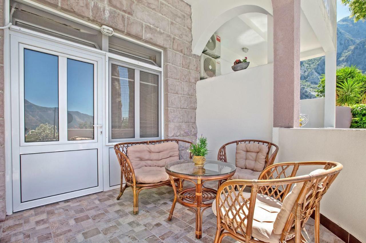 Apartments Villa Popovic Kotor Exterior foto